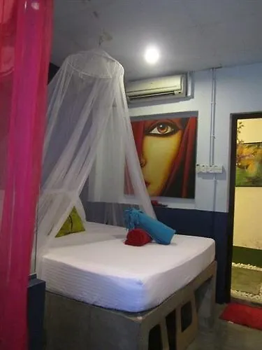 Tropical Guest House 吉隆坡 2*,  马来西亚